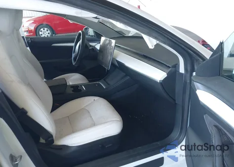 2023 Tesla Model 3 Rear-Wheel Drive z USA, uszkodzony, nr VIN 5YJ3E1EA4PF567054